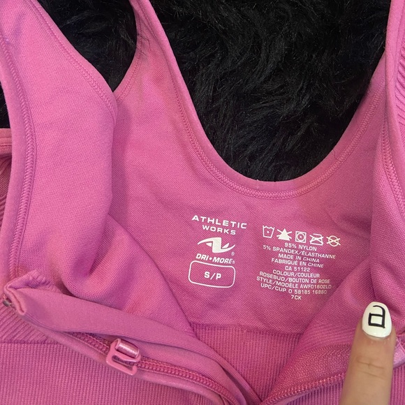 Zip Up Sports Bra! - Picture 1 of 4